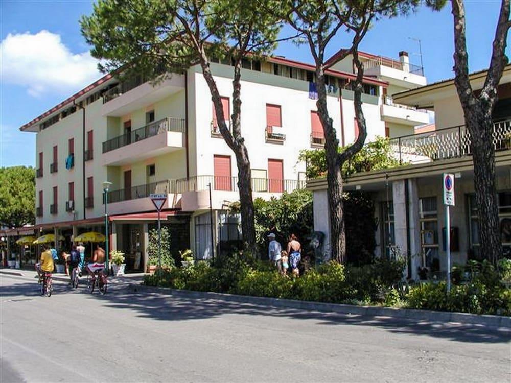 Hotel Cavallino Bianco Exterior foto